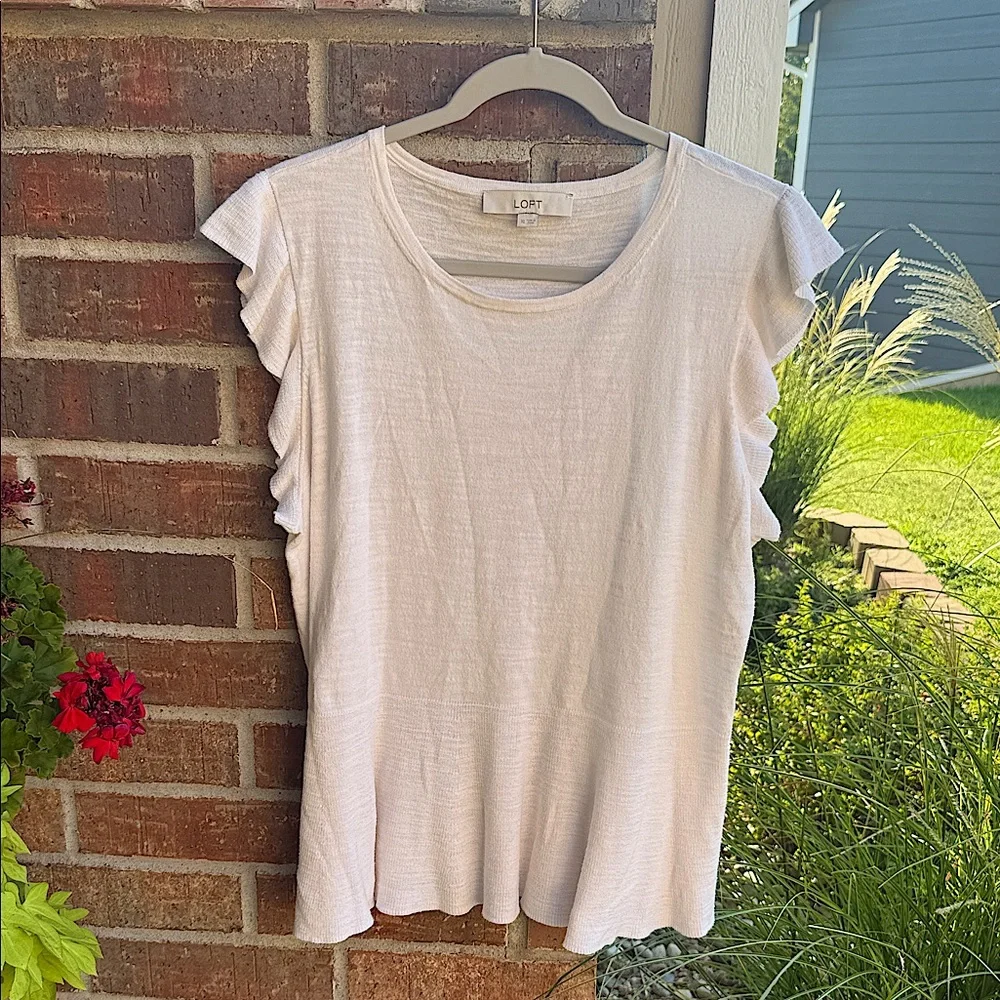 LOFT Ladies XL Cream Ruffle Short Sleeve Tee